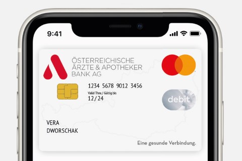 Debitkarte in Smartphone